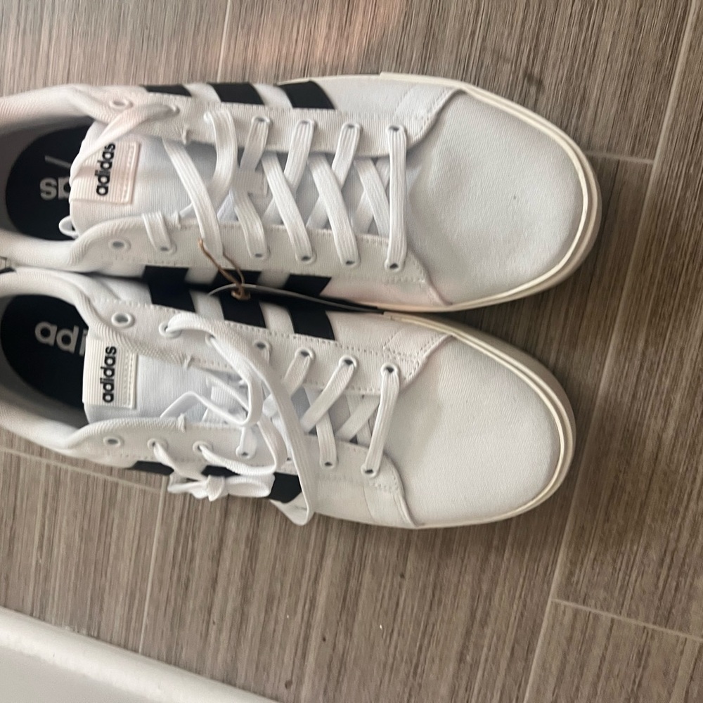 Adidas Men's White and Black Sneakers